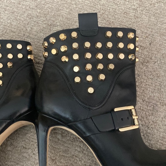 Michael Kors Bryn Gold Studded Buckle Leather Platform Stiletto Heeled Boots 7 - Picture 11 of 11